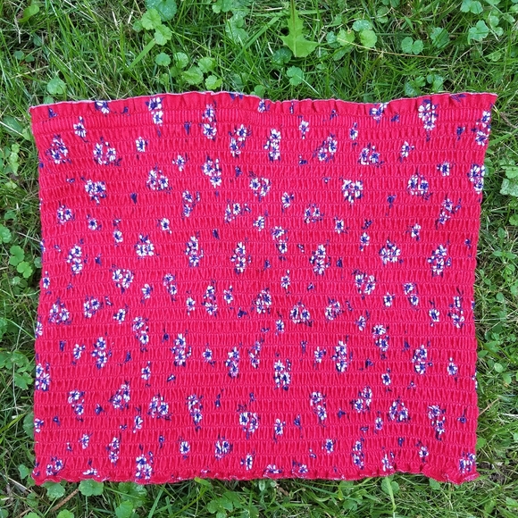 🦉2/$15🦉Summer Tube Top - Picture 3 of 8